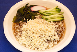 冷やしたぬきそば(うどん)