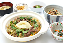 みみうどんと牛肉の柳川鍋風御膳