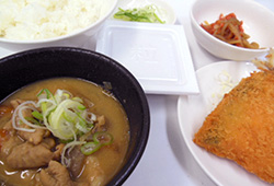 味噌もつ煮定食