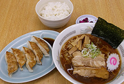 醤油ラーメン餃子ライスセット