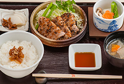 和豚もちぶた生姜焼き定食