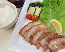 姫豚バラ肉定食