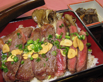 ビーフステーキ重