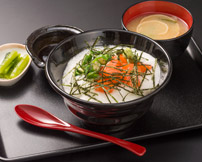 信州サーモン山かけ丼