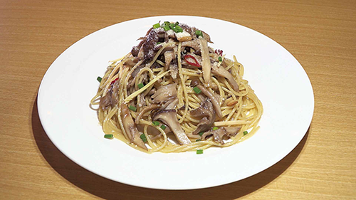 きのこと生姜のペペロンチーノ