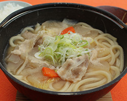 あつあつ豚汁うどん