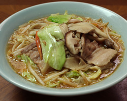 きのこたっぷり野菜味噌ラーメン