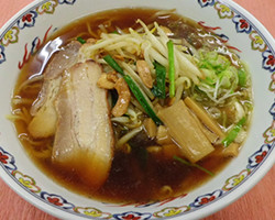 ニラともやしのガーリックラーメン