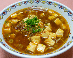 ピリ辛麻婆ラーメン