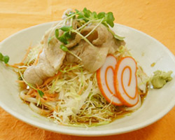 豚の冷しゃぶ<br>サラダうどん