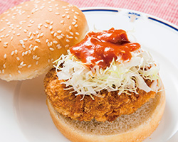 東松山やきとりコロッケバーガー