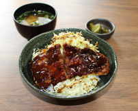 信州豚のソースかつ丼