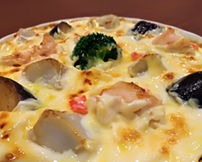 狭山里芋入りカルボ風パスタグラタン