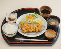 和豚もちぶたとんかつ定食