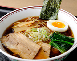 生姜醤油ラーメン