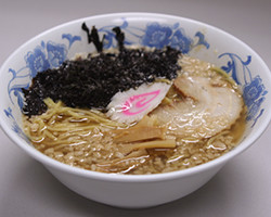 背脂醤油ラーメン