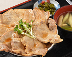 寄居名物みそだれ豚丼