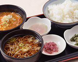 もつ煮定食（うどん・そば）