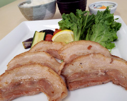 姫豚バラ肉定食