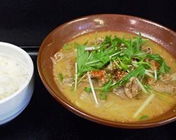 スタミナもつ煮みそラーメンセット