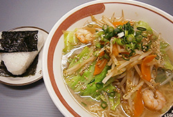 春キャベツたっぷり塩ラーメンセット