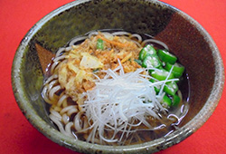 桜こあみかき揚げうどん