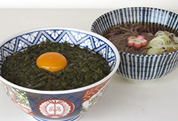 新緑めかぶ丼ミニそばセット