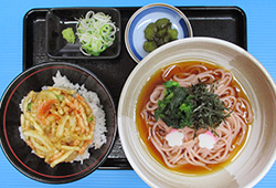 春のぶっかけ桜うどんセット