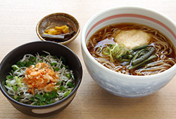 山菜とろろそばと春の二色丼セット