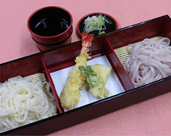 春の稲庭二色うどん