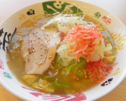 新キャベツと桜エビの塩ラーメン