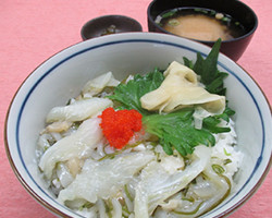 春のヒラメぶっかけ丼