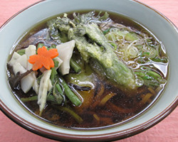 たらの芽天と山菜そば