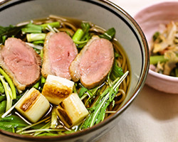 水菜とセリの鴨南蛮そば