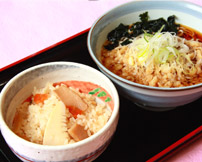 花そば（うどん）とミニ筍ごはん