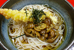 稲庭冷やしえび天うどん