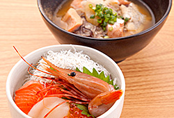 あら汁とミニ海鮮丼