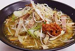 会津辛味噌葱チャーシュー麺