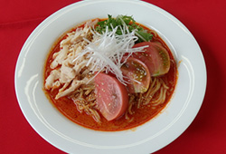 冷しトマト担々麺