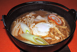 味噌煮込みうどん