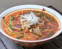 大更ホルモン使用　<br>ホルモン南蛮ラーメン