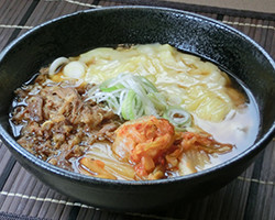 キムチーズ肉うどん
