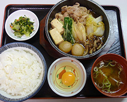 米沢豚一番育ちのすき焼き定食