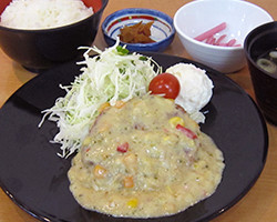 クリームシチューハンバーグ