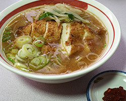 山賊辛味噌ラーメン