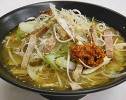  会津辛味噌葱チャーシュー麺