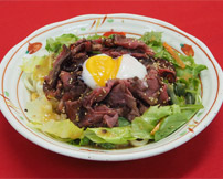 ローストビーフとたっぷり野菜の
涼風サラダうどん
