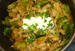 古代豚みそだれ丼