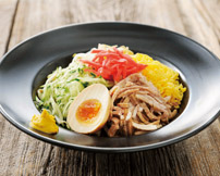 黒酢と夏きゅうりの冷やし中華