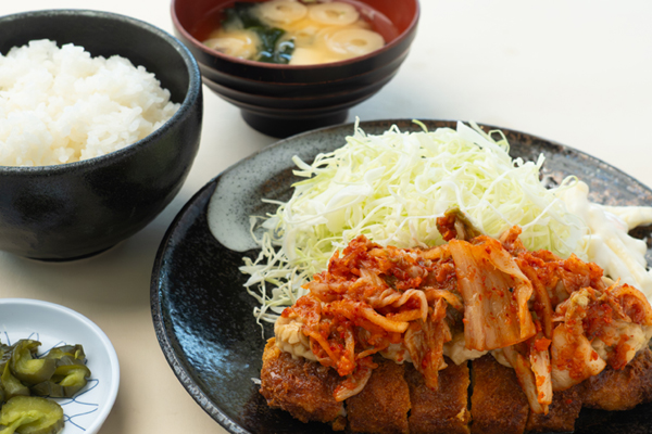 二代目納豆キムチかつ定食のイメージ画像